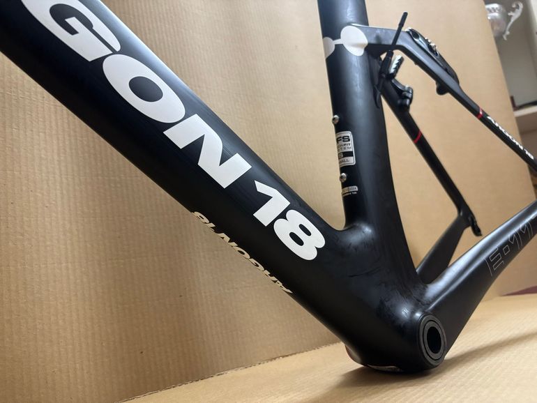 Used Argon 18 E-117 Tri Frameset 2021 Frameset 2021 Road & Gravel — image 9 of 10