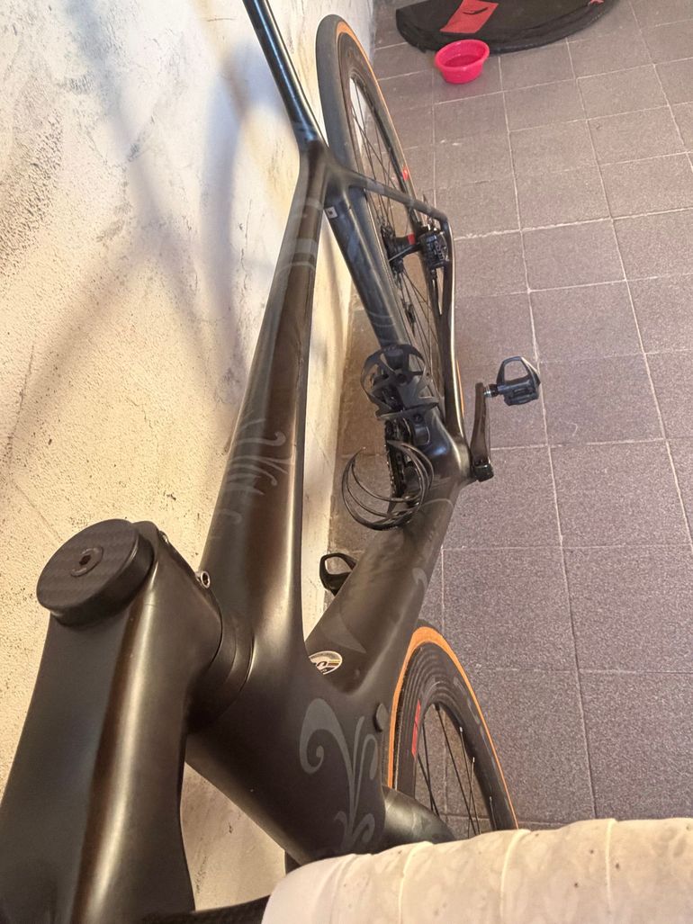 Used Giant TCR Advanced SL Disc 1 2024 2024 Road & Gravel, Black — image 8 of 10
