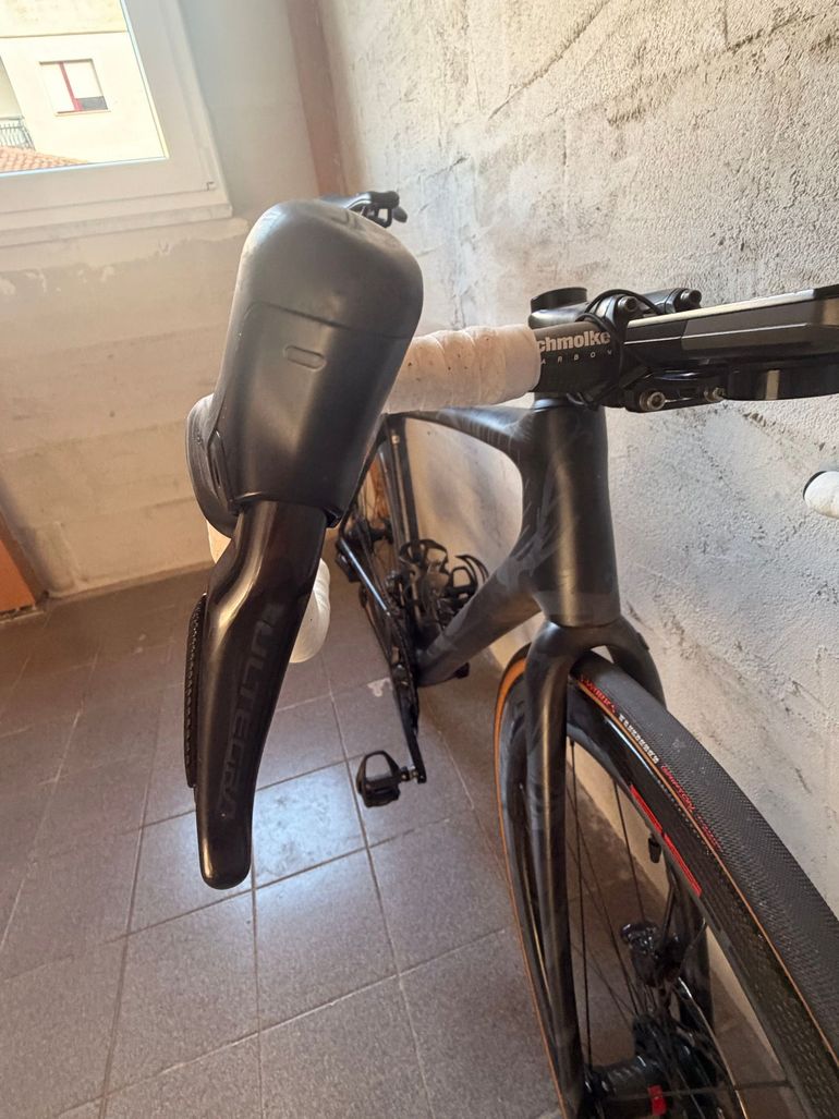 Used Giant TCR Advanced SL Disc 1 2024 2024 Road & Gravel, Black — image 6 of 10