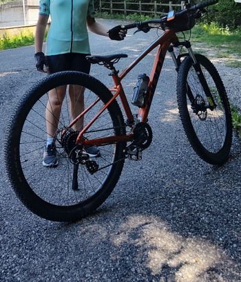 Used Giant Talon 3 2022 2022 Mountainbike, Orange, 27.5, 29 — image 4 of 4