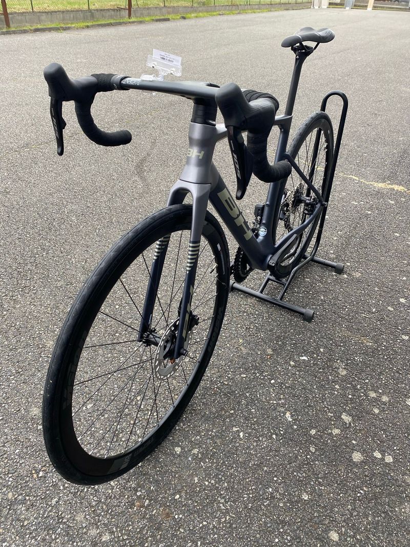 Used BH RS1 4.0 2025 2025 Road & Gravel, Light Gray — image 2 of 12