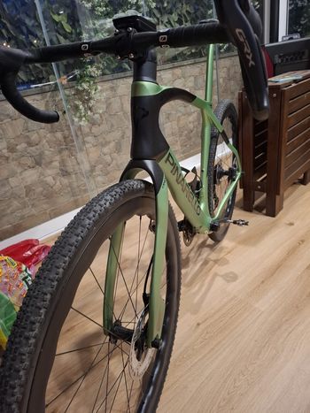 Used Pinarello GREVIL F5 - SHIMANO GRX 610 2025 2025 Road & Gravel, Grün — image 6 of 7