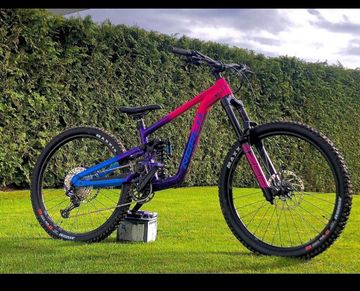 Used Norco Shore 2 2023 2023 Mountainbike, Purple, 27.5 — image 1 of 7