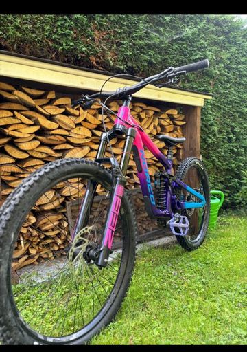 Used Norco Shore 2 2023 2023 Mountainbike, Purple, 27.5 — image 2 of 7