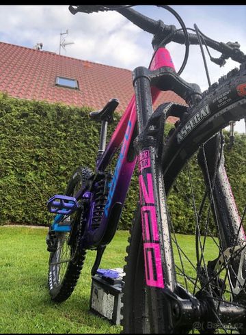 Used Norco Shore 2 2023 2023 Mountainbike, Purple, 27.5 — image 4 of 7