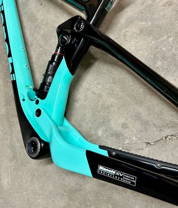 Used Bianchi Methanol CV FS 9.3 XT/SLX 2024 Frameset 2024 Mountainbike, Green, 29 — image 6 of 8