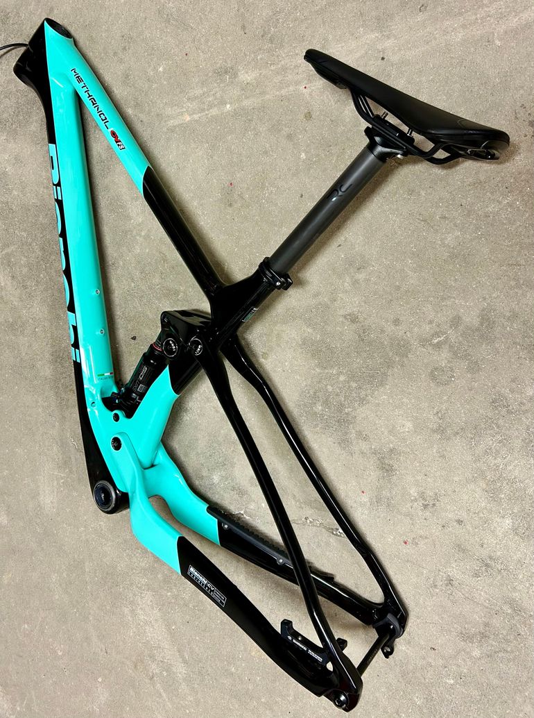 Used Bianchi Methanol CV FS 9.3 XT/SLX 2024 Frameset 2024 Mountainbike, Green, 29 — image 5 of 8