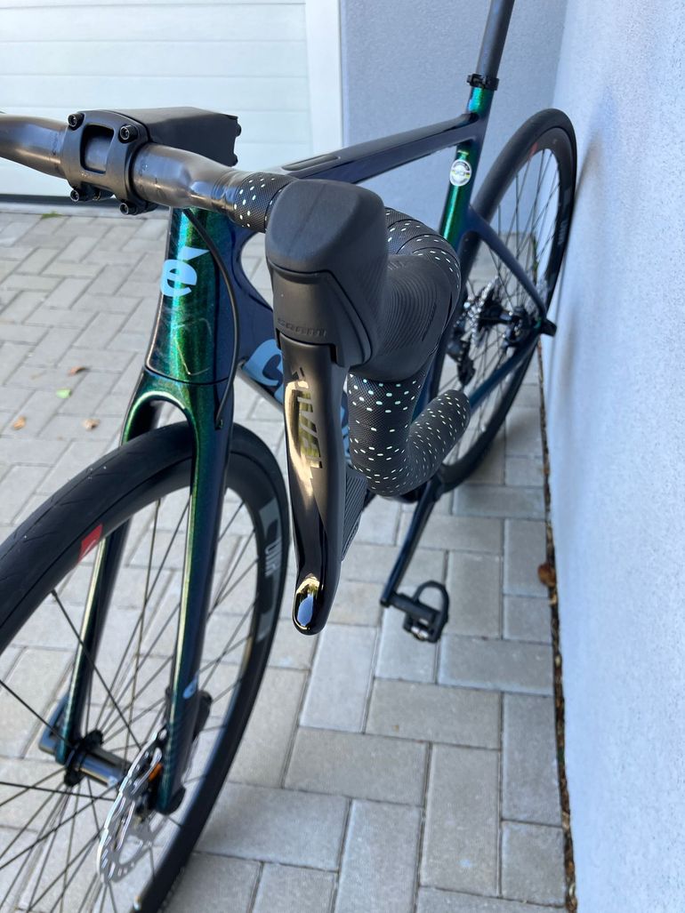 Used Cervélo Caledonia Rival eTap AXS 2022 2022 Road & Gravel — image 8 of 22