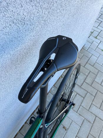 Used Cervélo Caledonia Rival eTap AXS 2022 2022 Road & Gravel — image 4 of 22
