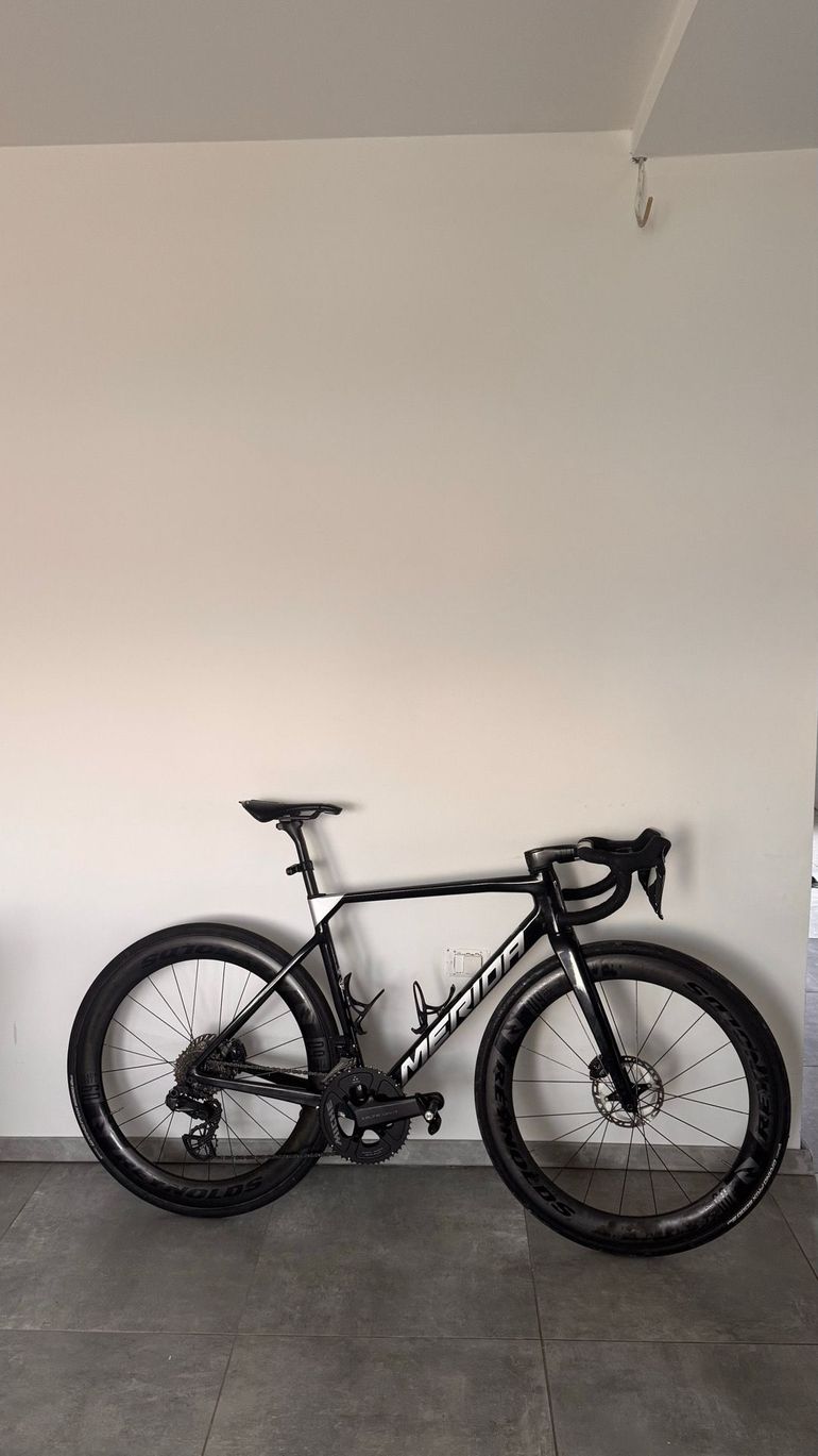 Used Merida Scultura Shimano Ultegra Di2 2023 Road & Gravel, Nero — image 3 of 7
