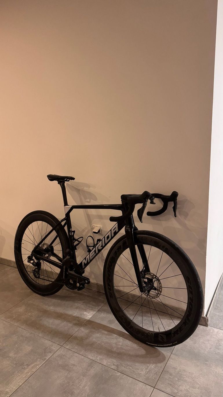 Used Merida Scultura Shimano Ultegra Di2 2023 Road & Gravel, Nero — image 5 of 7