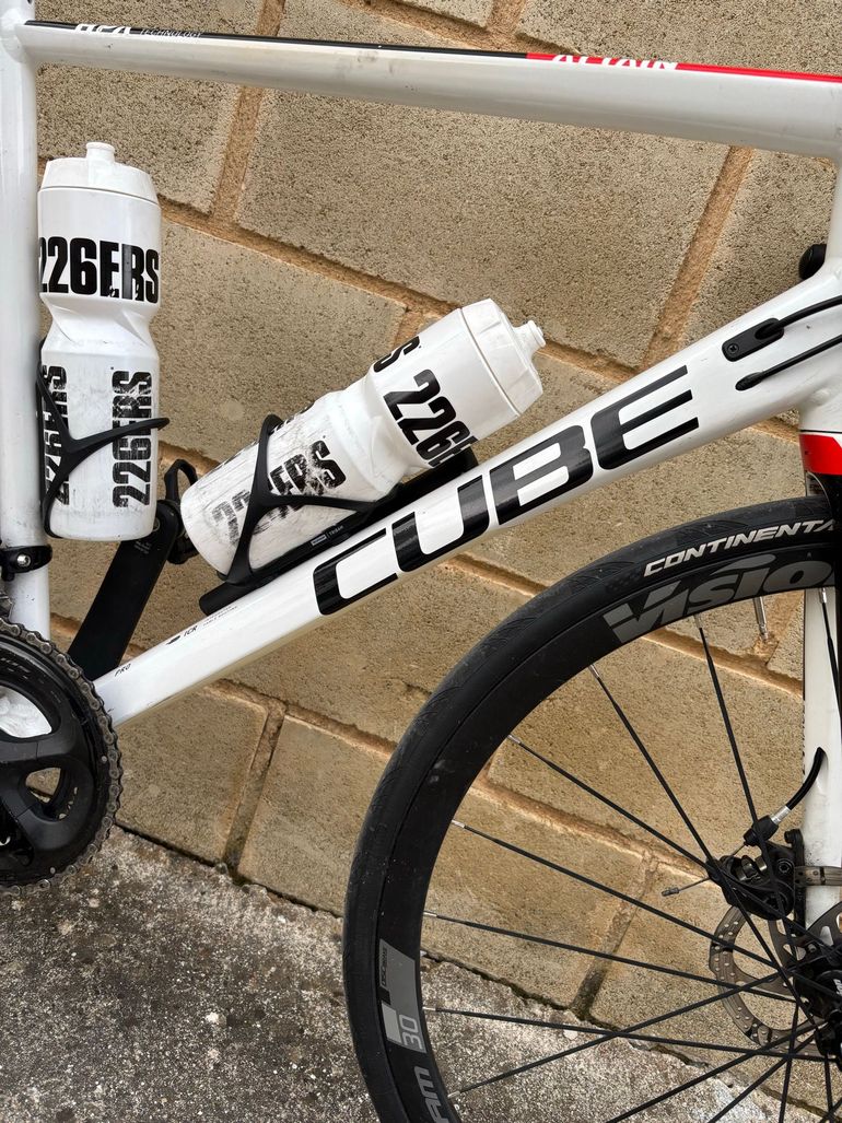 Used CUBE ATTAIN Pro Disc 2018 2018 Road & Gravel — image 5 of 23