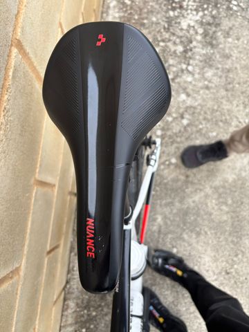 Used CUBE ATTAIN Pro Disc 2018 2018 Road & Gravel, White — image 15 of 23