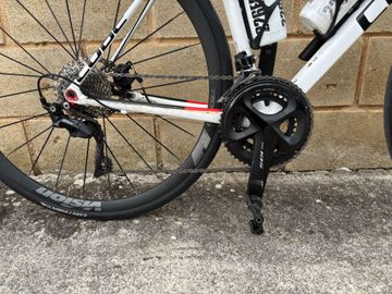 Used CUBE ATTAIN Pro Disc 2018 2018 Road & Gravel, White — image 2 of 23