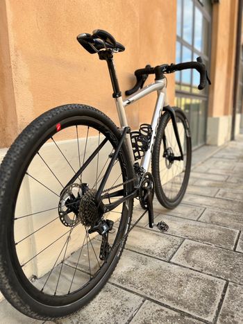 Used Basso Tera Shimano GRX 2022 Road & Gravel — image 3 of 5