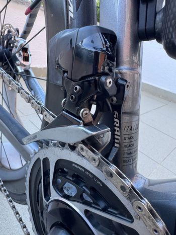 Used Focus IZALCO MAX DISC 9.8 2021 2021 Road & Gravel, Black — image 3 of 27