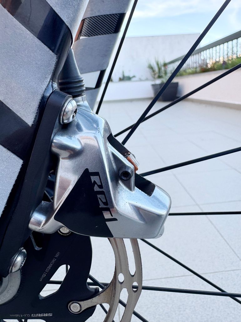 Used Focus IZALCO MAX DISC 9.8 2021 2021 Road & Gravel, Black — image 20 of 27