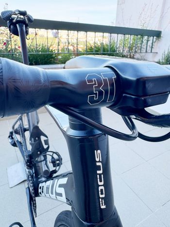 Used Focus IZALCO MAX DISC 9.8 2021 2021 Road & Gravel, Black — image 17 of 27