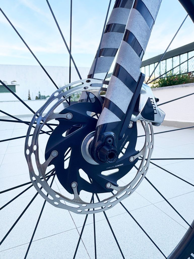 Used Focus IZALCO MAX DISC 9.8 2021 2021 Road & Gravel, Black — image 12 of 27