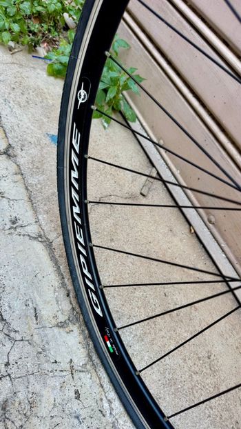 Used Bianchi Nirone Shimano Claris 2020 Road & Gravel, Negro — image 3 of 11