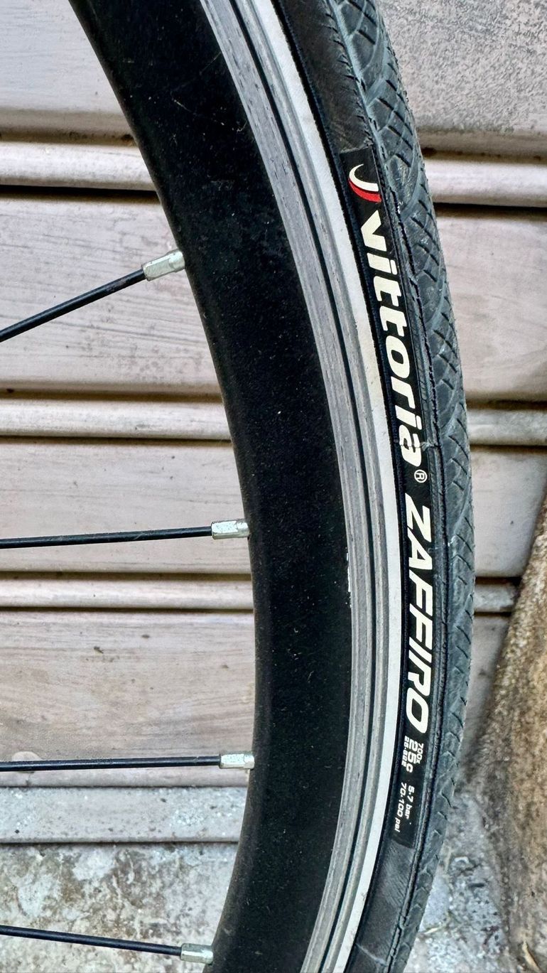 Used Bianchi Nirone Shimano Claris 2020 Road & Gravel, Negro — image 10 of 11