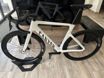 Used Canyon Aeroad CF SLX 7 AXS 2025 2025 Road & Gravel — image 6 of 13