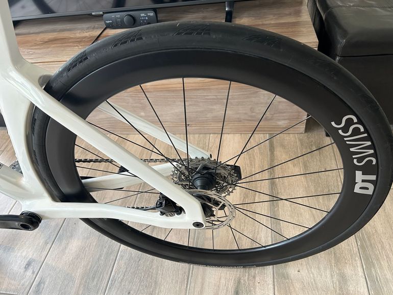 Used Canyon Aeroad CF SLX 7 AXS 2025 2025 Road & Gravel — image 8 of 13