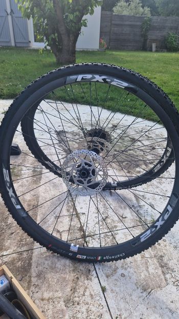 Used Giant Giant Tcx 2021 Road & Gravel, Blue — image 7 of 14