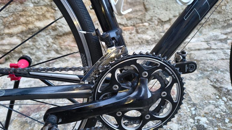 Used Trek Madone 2.1 H2 Compact 2014 2014 Road & Gravel — image 3 of 7