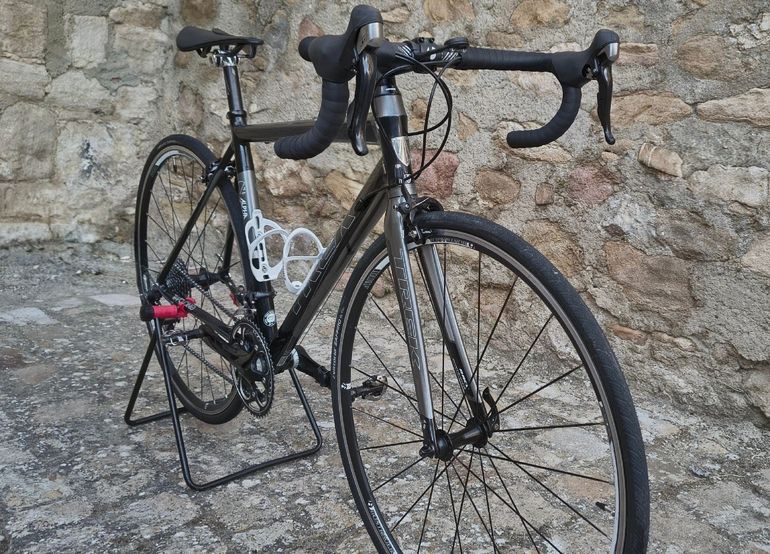 Used Trek Madone 2.1 H2 Compact 2014 2014 Road & Gravel — image 7 of 7