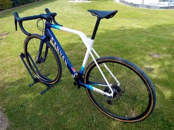 Used Canyon Ultimate Shimano GRX 2022 Road & Gravel — image 2 of 5