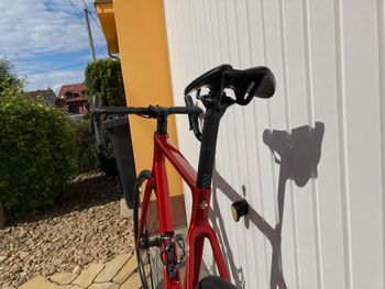 Used Colnago V4 Shimano 105 Di2 2025 2025 Road & Gravel, Red — image 3 of 4