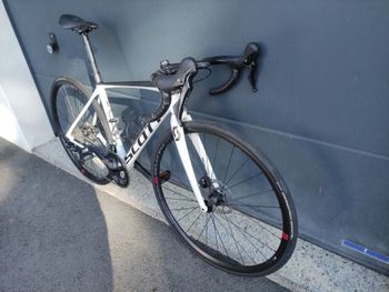 Použité Scott Addict 20 disc 2021 2021 Road & Gravel — obrázek 2 z 10