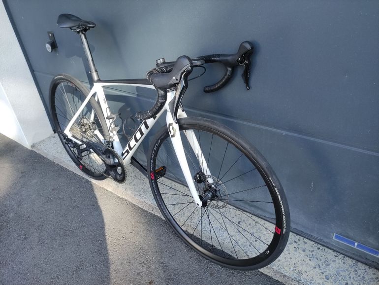 Použité Scott Addict 20 disc 2021 2021 Road & Gravel — obrázek 2 z 10