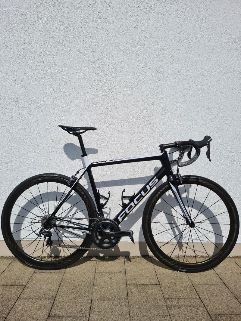 Używany Focus Cayo Carbon, Mavic Carbon Laufräder 2017 Road & Gravel
