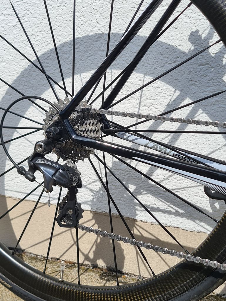 Used Focus Cayo Carbon, Mavic Carbon Laufräder 2017 Road & Gravel — image 3 of 18