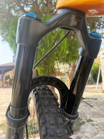 Brugt Canyon Spectral:ONfly CF CLLCTV 2025 2025 Mountainbike — billede 9 af 16