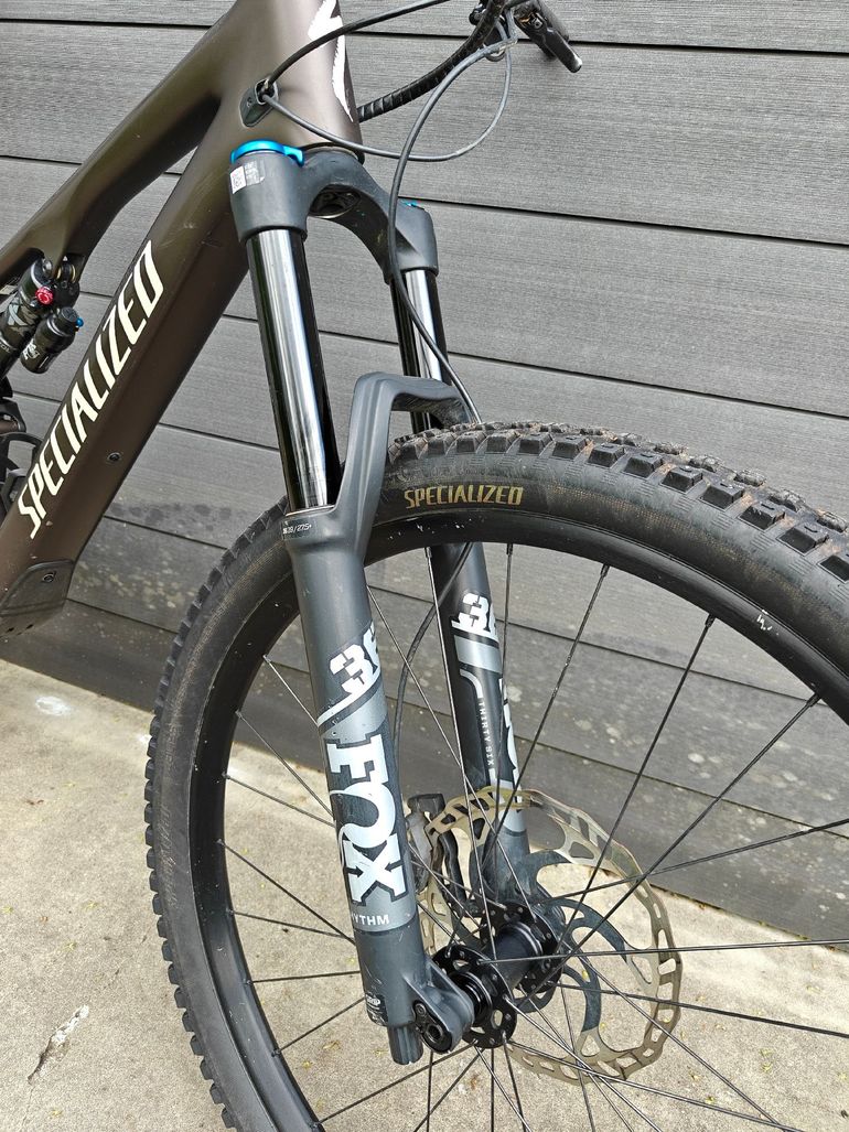 Used Specialized Turbo Levo SL Comp Carbon 2023 2023 Mountainbike, Black, 29, 27.5 — image 5 of 7