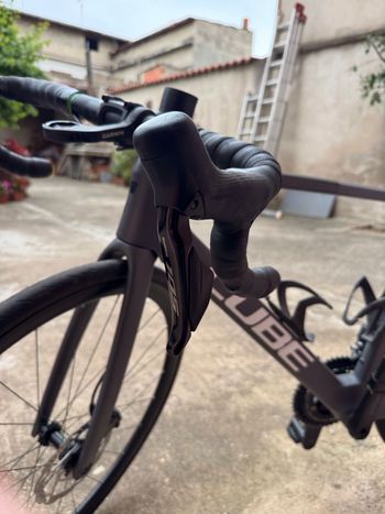 Used CUBE AGREE C:62 2023 2023 Road & Gravel, Light Gray — image 8 of 11