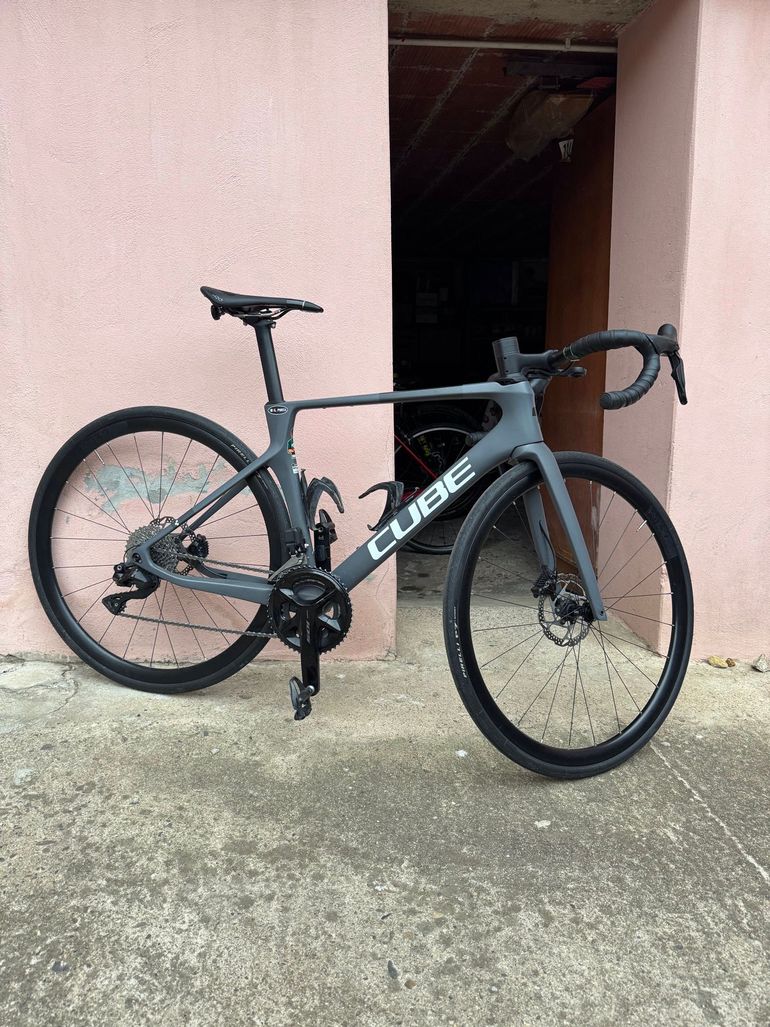 Used CUBE AGREE C:62 2023 2023 Road & Gravel, Light Gray — image 1 of 11