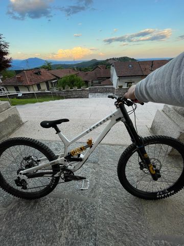 Tweedehands Commencal Custom SRAM GX Eagle 2025 MTB
