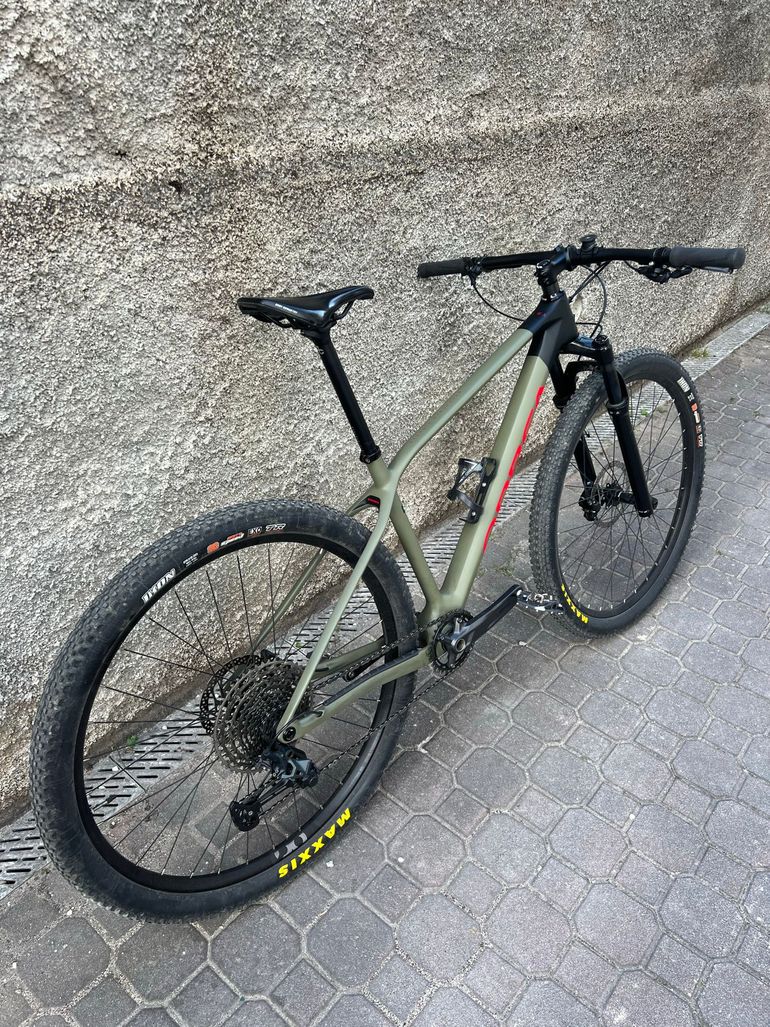 Used Orbea ALMA M50 2024 2024 Mountainbike, Green — image 2 of 8