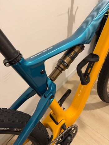 Used Orbea OIZ M-TEAM AXS 2024 2024 Mountainbike — image 6 of 14