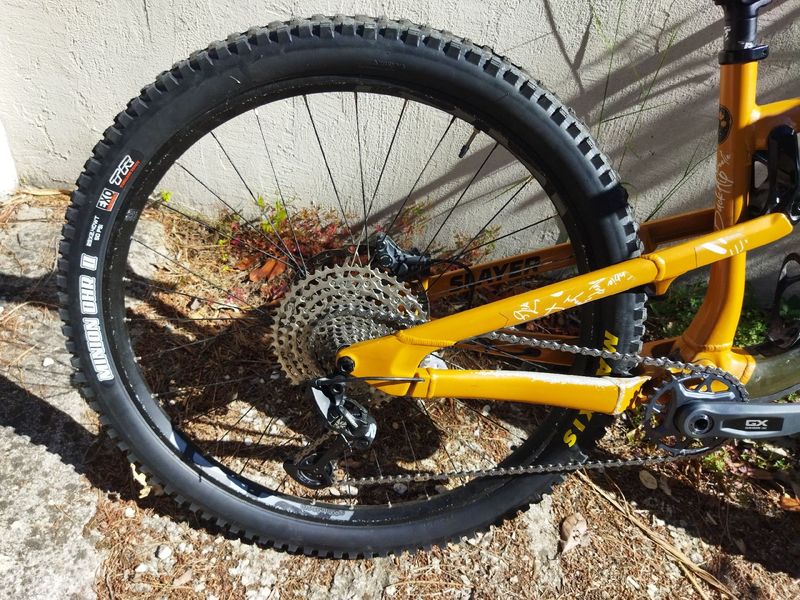 Rocky Mountain Slayer Alloy 30 2022 2022 Mountainbike usato, Arancione — immagine 11 di 11