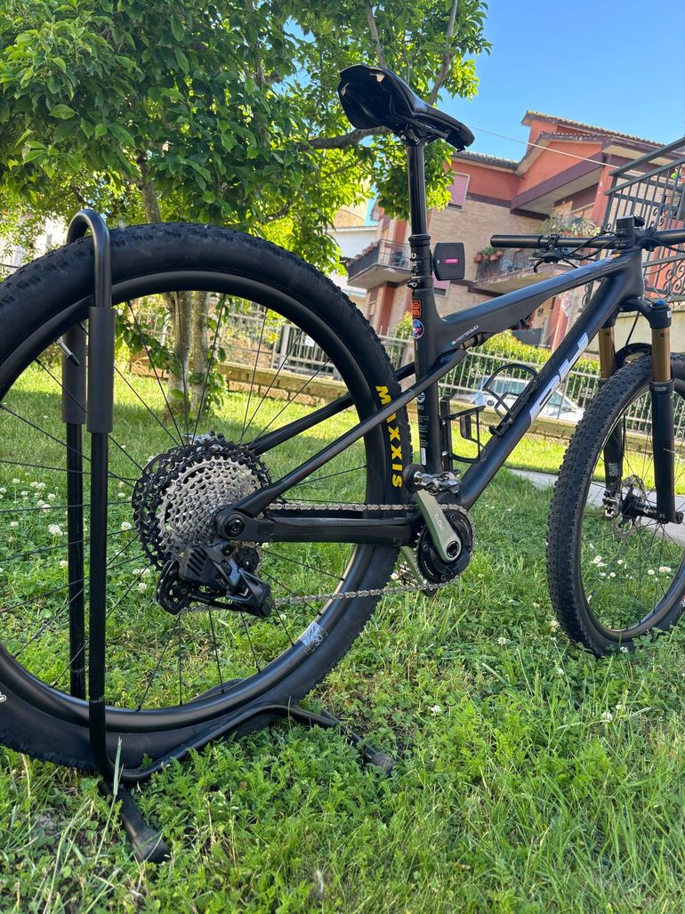 Used BH Lynx SRAM GX Eagle AXS 2025 Mountainbike, Black — image 2 of 6