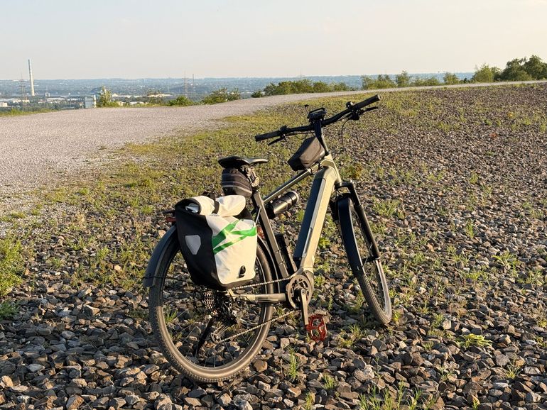 Used Kalkhoff ENTICE Shimano Deore XT 2022 Urban, Green — image 1 of 8