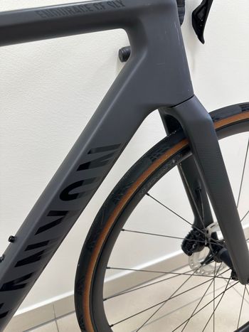 Used Canyon Endurace CF SLX 7 Di2 2024 2024 Road & Gravel, Black — image 6 of 17
