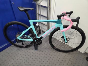 Used Bianchi Oltre Race 105 Di2 2025 2025 Road & Gravel