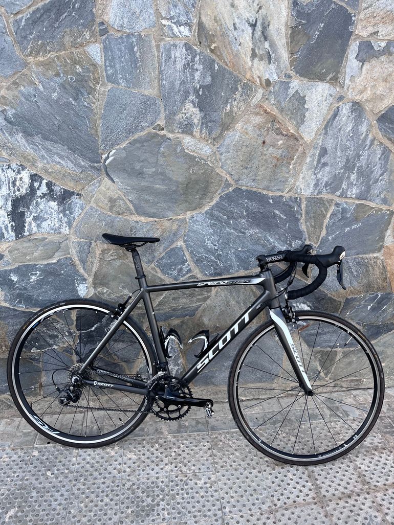 Used Scott Speedster 20 2015 Road & Gravel — image 1 of 6