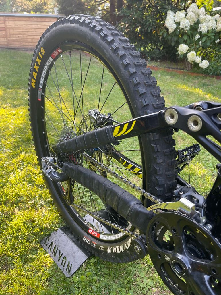 Used Specialized Enduro SRAM X7 2013 Mountainbike, Negro — image 3 of 4